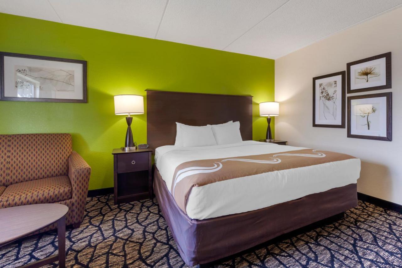 Quality Inn أوشكوش المظهر الخارجي الصورة