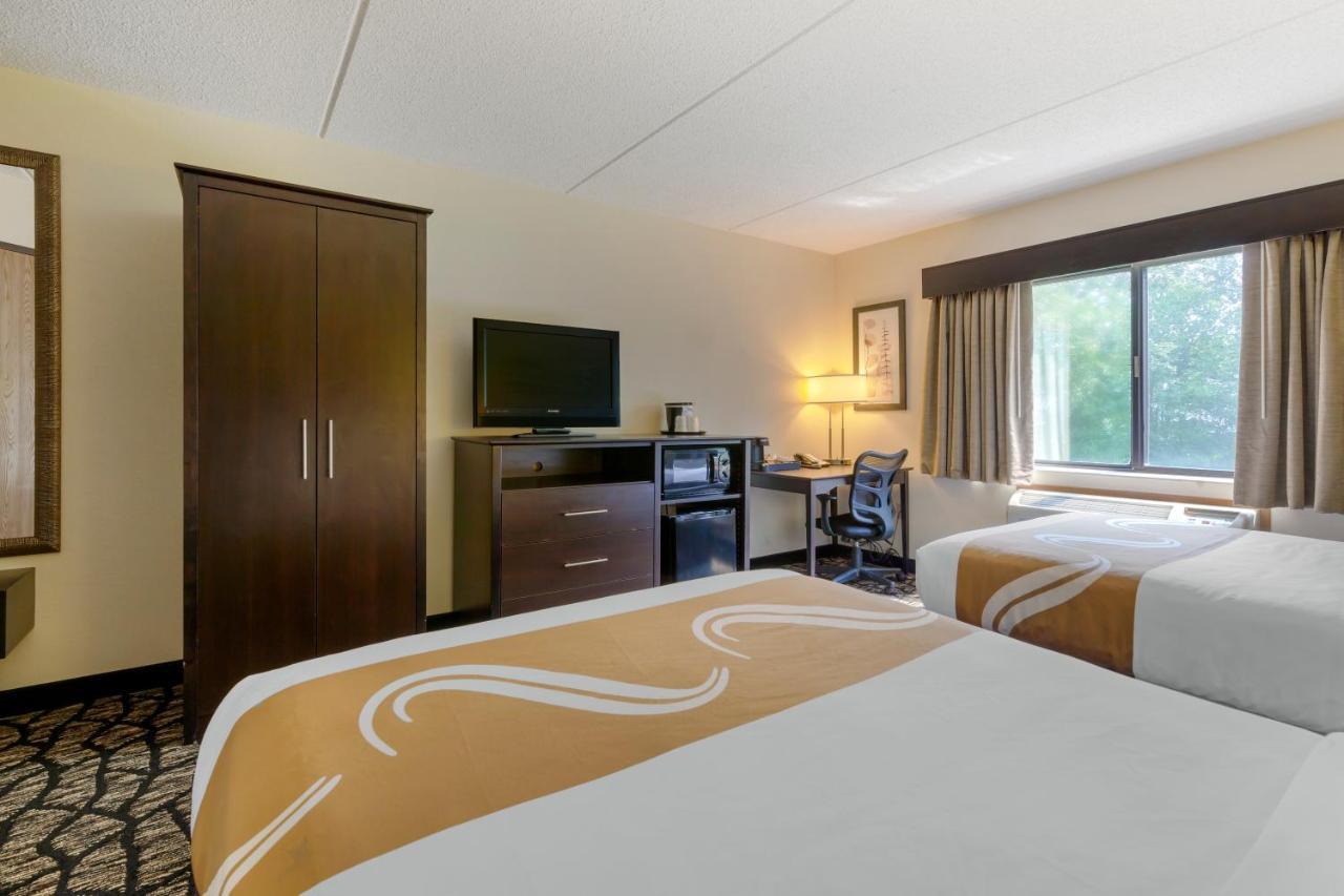 Quality Inn أوشكوش المظهر الخارجي الصورة