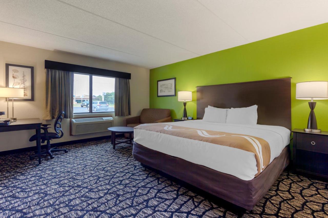 Quality Inn أوشكوش المظهر الخارجي الصورة