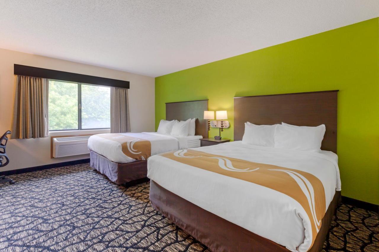 Quality Inn أوشكوش المظهر الخارجي الصورة