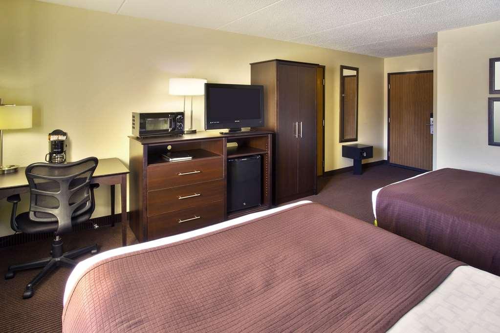 Quality Inn أوشكوش الغرفة الصورة