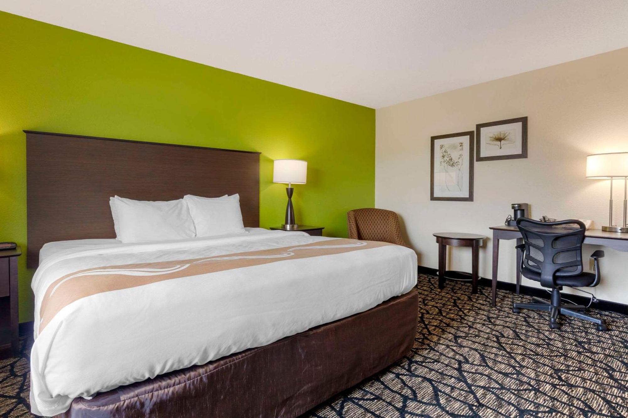 Quality Inn أوشكوش المظهر الخارجي الصورة