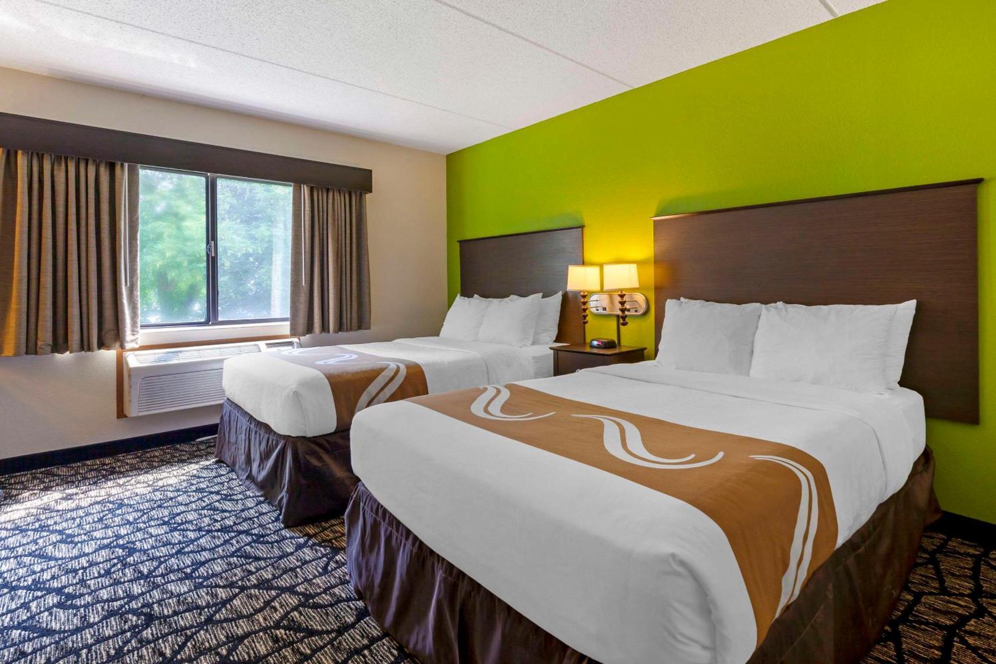 Quality Inn أوشكوش المظهر الخارجي الصورة