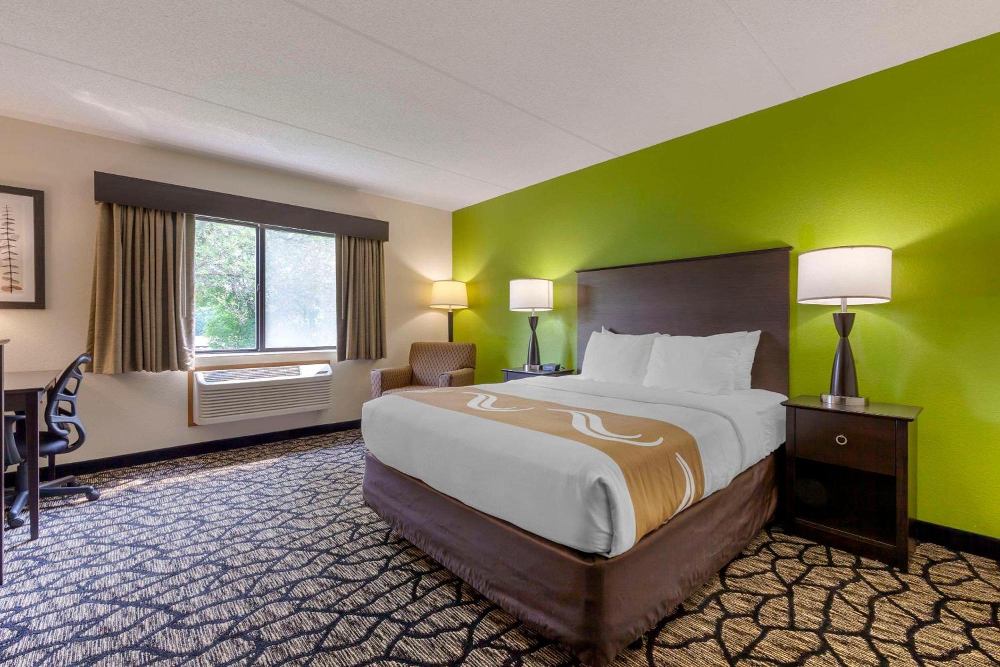 Quality Inn أوشكوش المظهر الخارجي الصورة